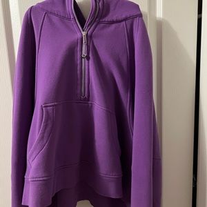 Lululemon scuba!! beautiful colour size m/l